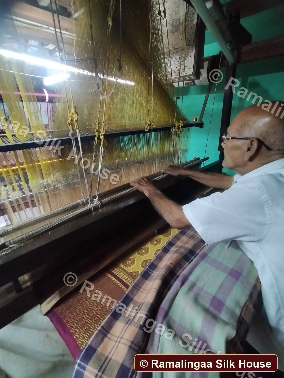 Ramalingaa Silk House old loom